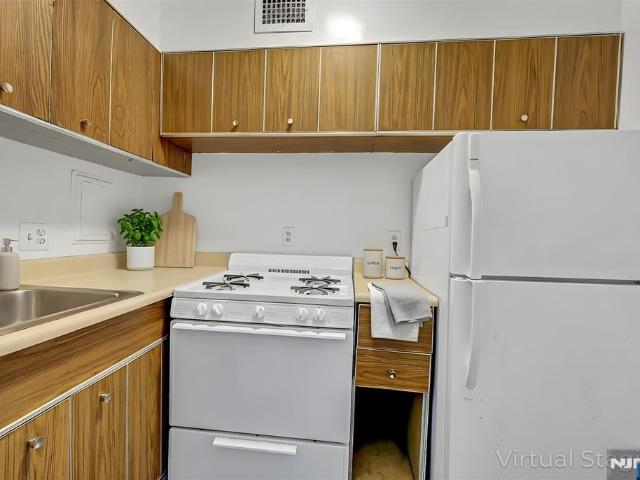 House for sale in Fort Lee, New Jersey