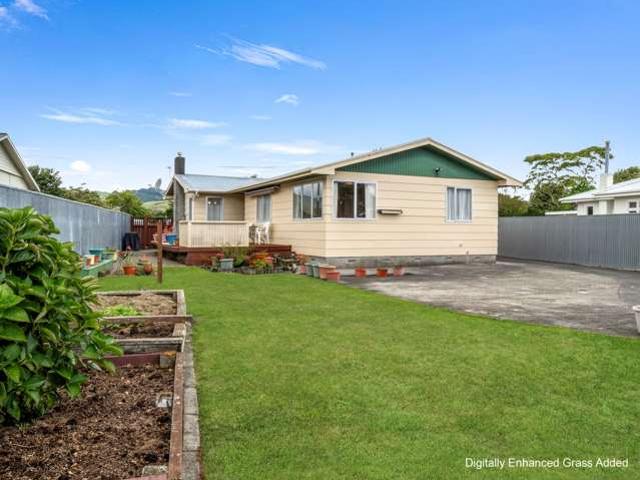 House for sale in Ashhurst