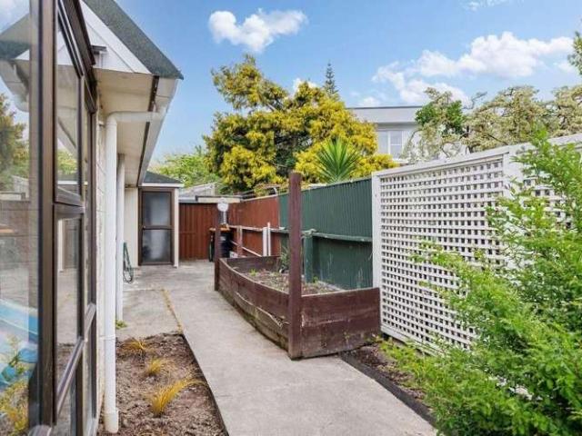 House for rent in Otakou