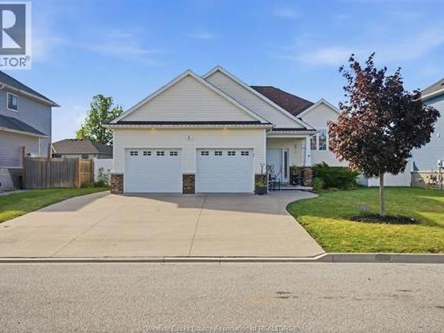 House for sale in Kingsville, Ontario