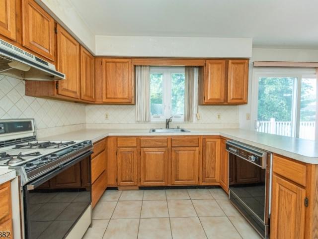 House for sale in East Hanover, New Jersey