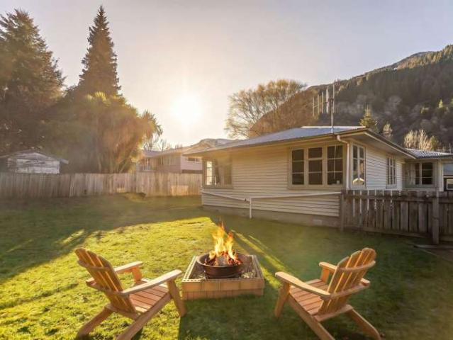 House for sale in Otakou