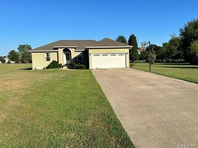 House for sale in Sikeston, Scott County