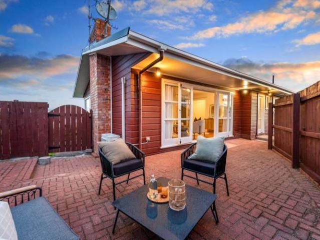House for sale in Forrest Hill, Devonport-Takapuna