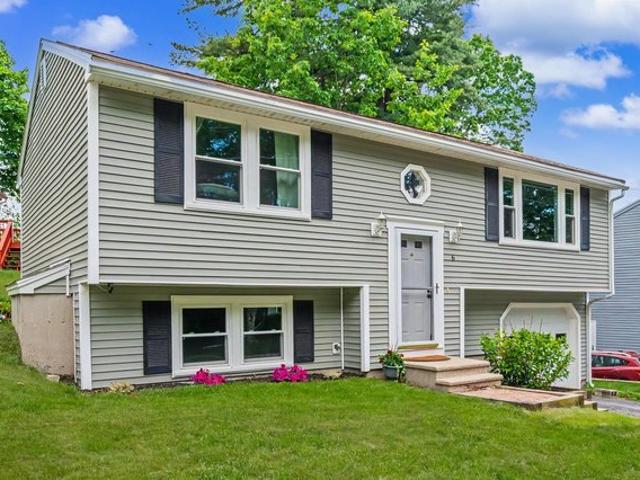 Townhouse for sale in New Hampshire