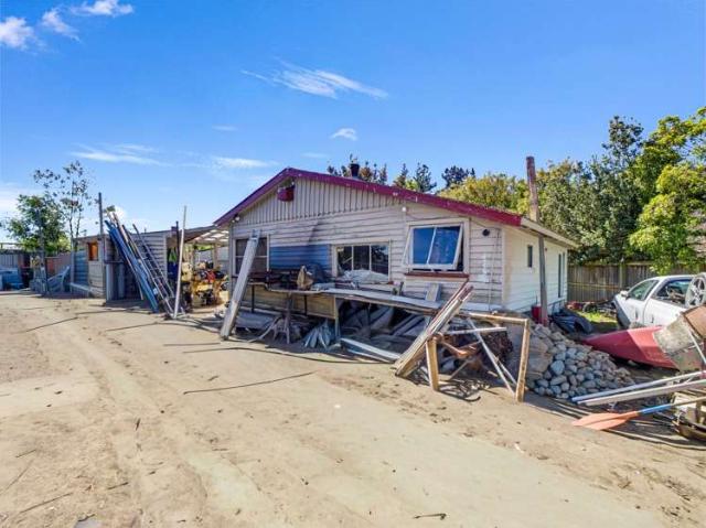 House for sale in Waikuku Beach, Waimakariri District