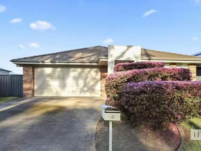 House for rent in Wadalba, New South Wales