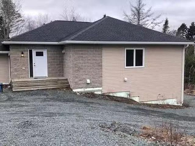 House for sale in Upper Tantallon, Nova Scotia
