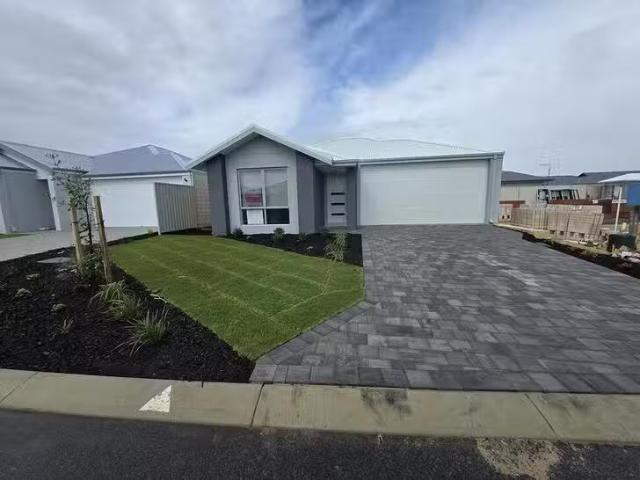 House for rent in Canning Vale, Western Australia