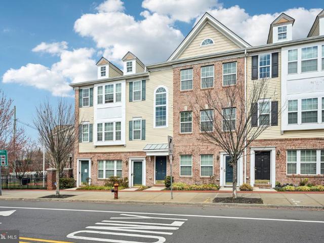 Townhouse for sale in Trenton, New Jersey