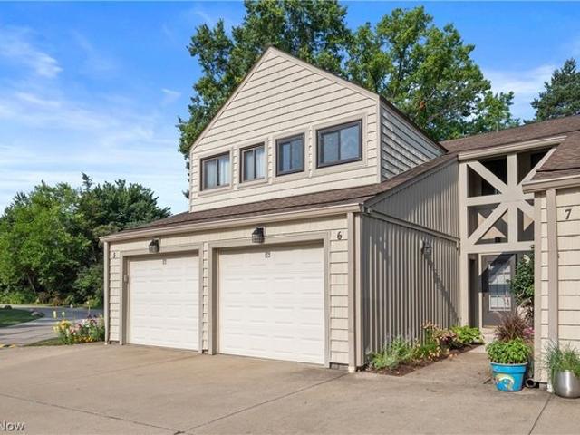 Condo for sale in Avon Lake, Ohio