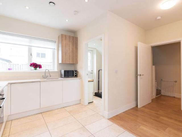 House to rent in Dublin 18, North Tipperary