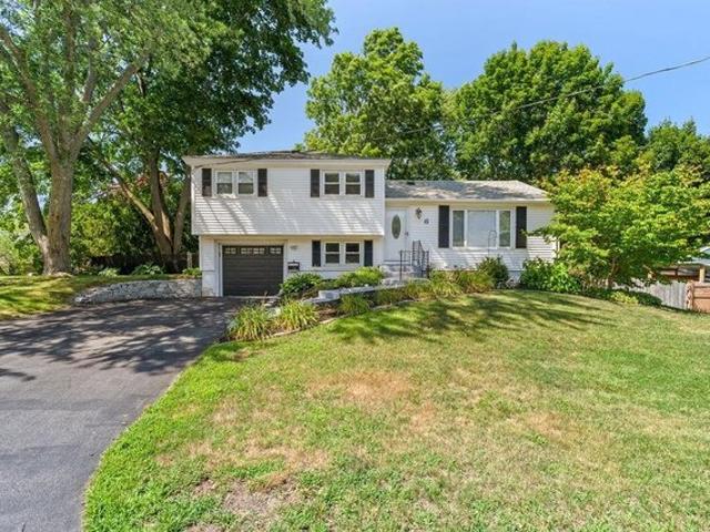 House for sale in New Hampshire