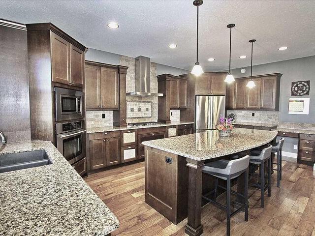 House for sale in Sylvan Lake, Alberta