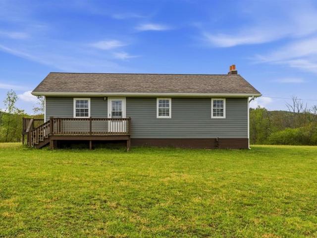 House for sale in Bruceton Mills, West Virginia