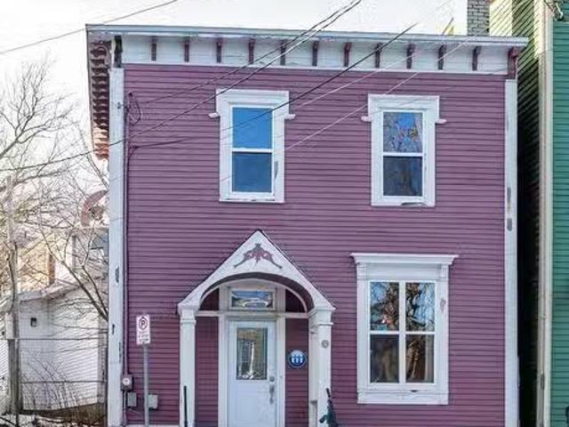 House for sale in Foxtrap, Newfoundland And Labrador