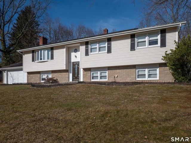 House for sale in North Haven, Connecticut