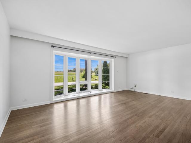 House for sale in Buffalo Grove, Illinois