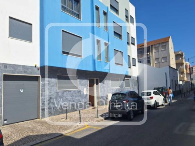 Garagem venda em Verderena, Alto Do Seixalinho