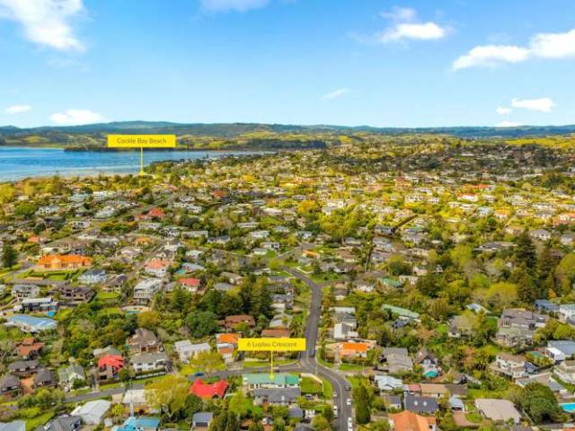 House for sale in Cockle Bay, Howick