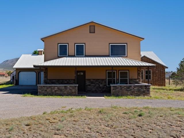 House for sale in Edgewood, New Mexico