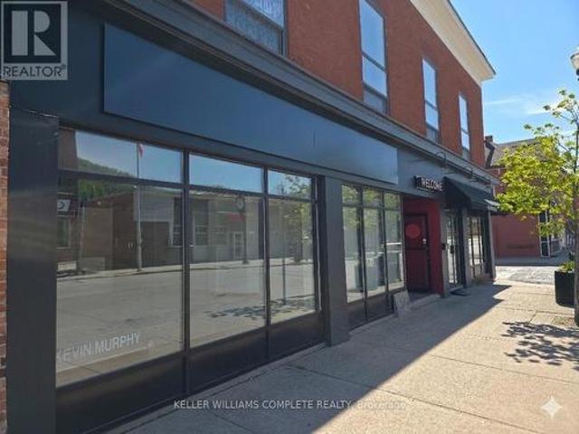 Commercial for rent in Niagara, Ontario