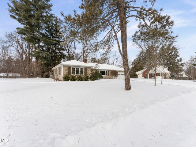 House for sale in Castleton On Hudson, New York