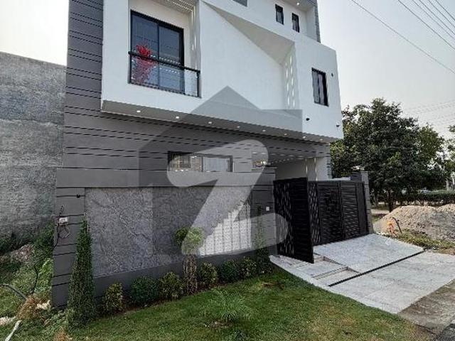 House for sale in لاہور, لاہور ڈویژن