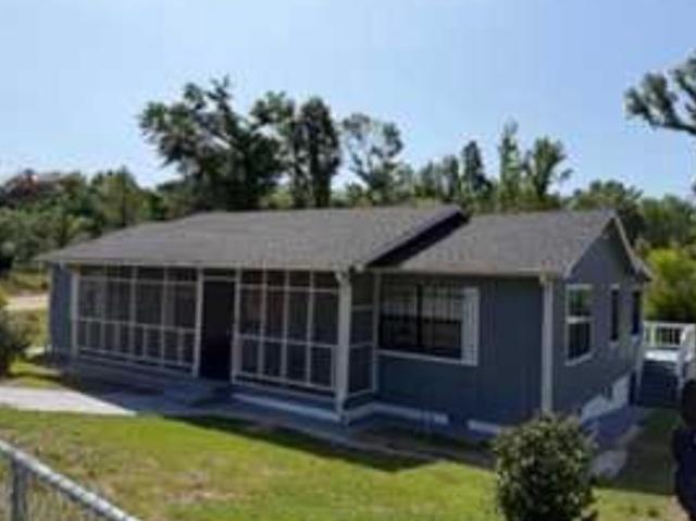 House for sale in Pine Hill, Alabama