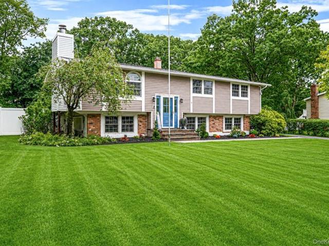 House for sale in Centereach, New York