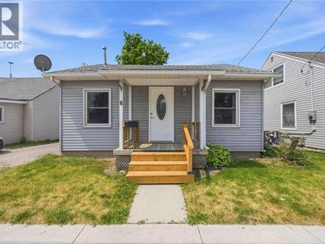 House for sale in Chatham–kent, Ontario