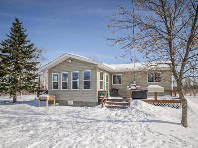 House for sale in East St. Paul, Manitoba