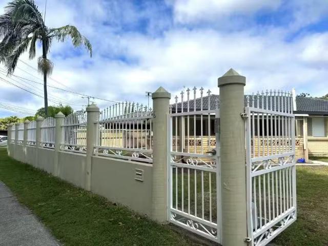 House for rent in Pacific Fair