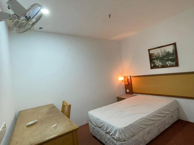 Room for rent in Bandar Kinrara 4, Majlis Bandaraya Subang Jaya