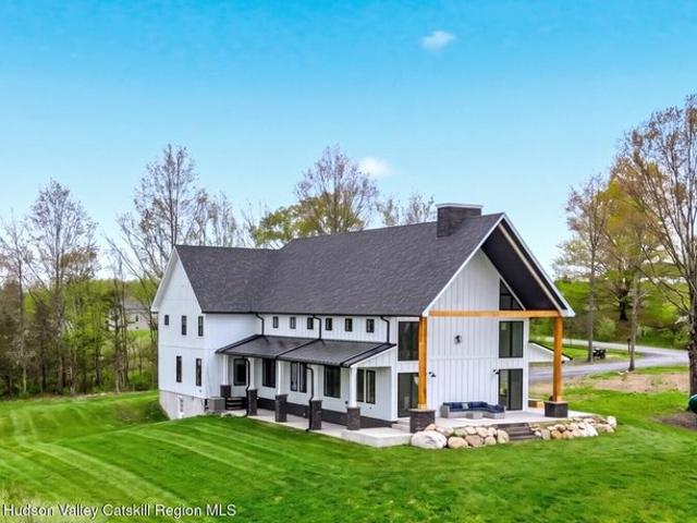 House for sale in Gardiner, New York