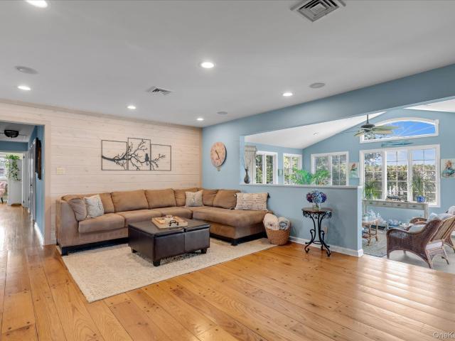 House for sale in Bohemia, New York