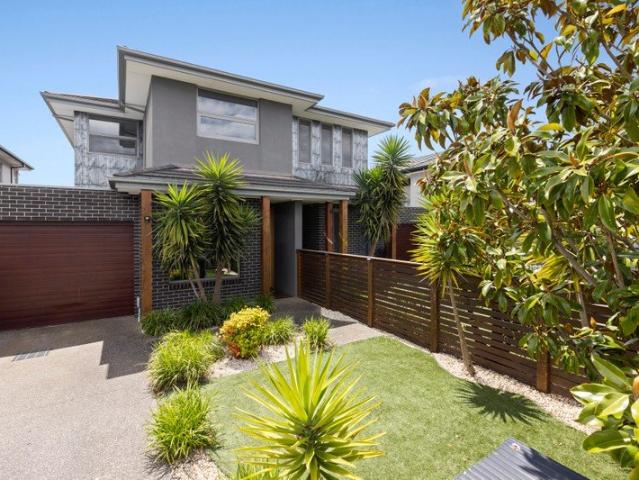 Townhouse for rent in Camerons Creek, Victoria