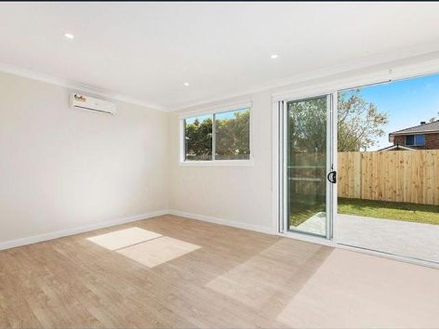 Apartment for rent in Jamieson Square, Sydney