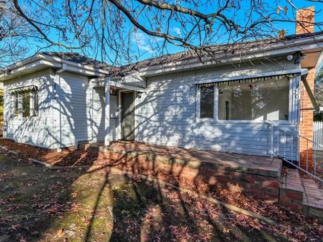 House for rent in Blackburn South, Melbourne