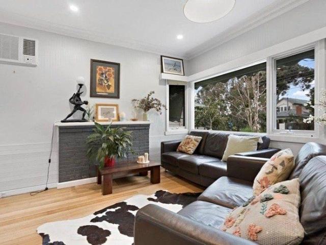 House for rent in Blackburn South, Melbourne