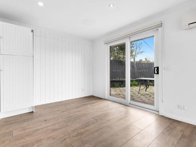 House for rent in Fountain Gate, Melbourne