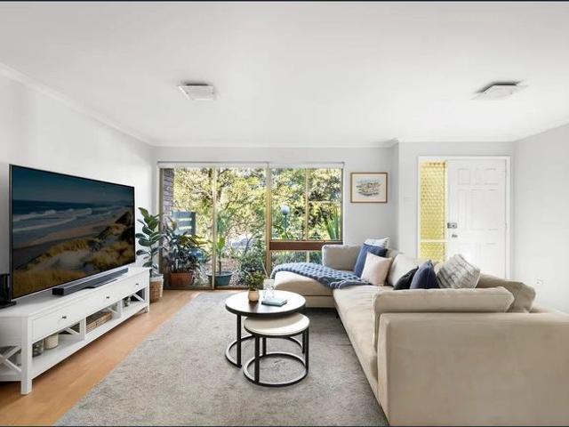 Townhouse for rent in Sydney, New South Wales