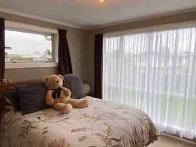 House for rent in Chaslands, Canterbury