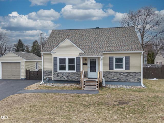 House for sale in Saratoga, New York