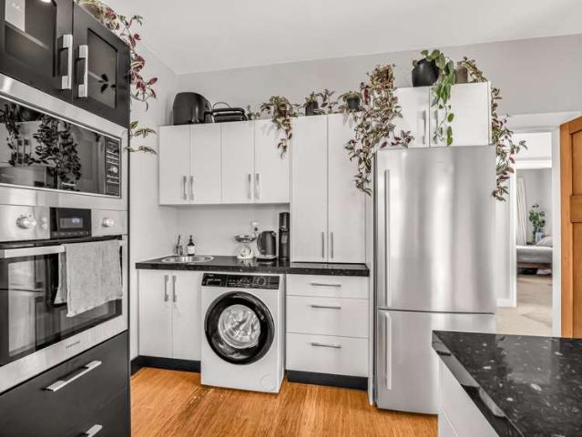 House for sale in Chaslands, Canterbury