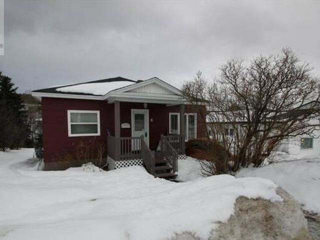 House for sale in Corner Brook, Newfoundland And Labrador