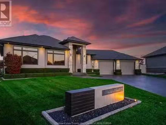 House for sale in Kingsville, Ontario