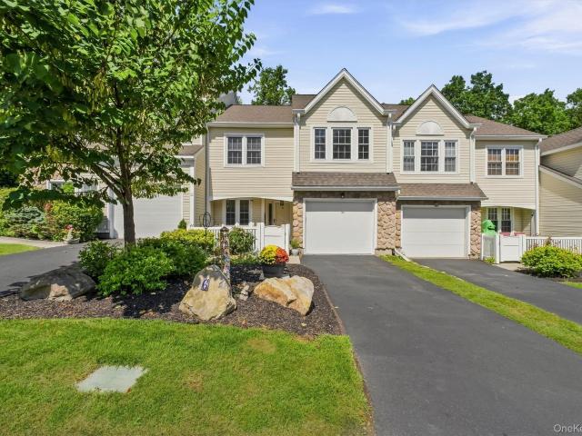 Condo for sale in Fishkill, New York