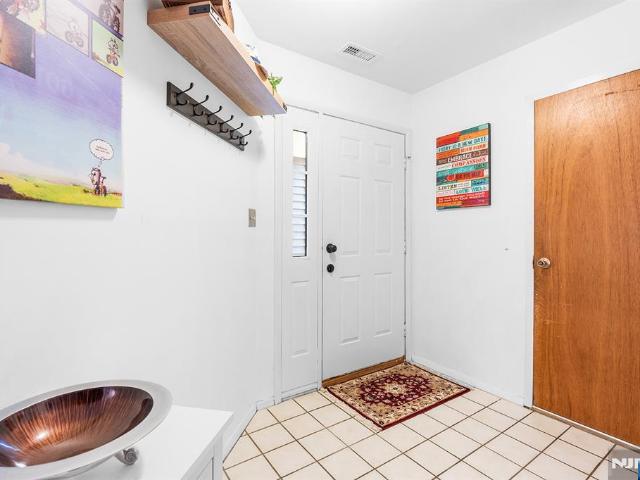 Townhouse for sale in Passaic, New Jersey