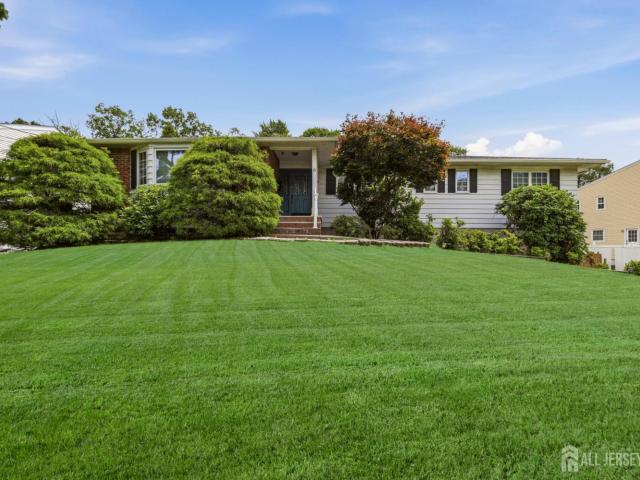 House for sale in Dunhams Corners, East Brunswick Township